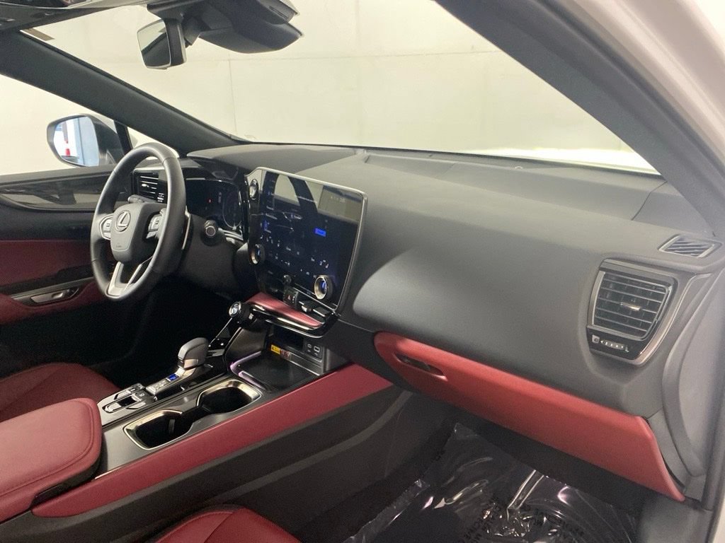 Certified 2026 Lexus NX 350h AWD w/ Accessory Package (2T) image 35
