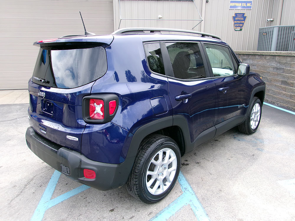Used 2021 Jeep Renegade Latitude w/ Convenience Group AWD/4WD image 5