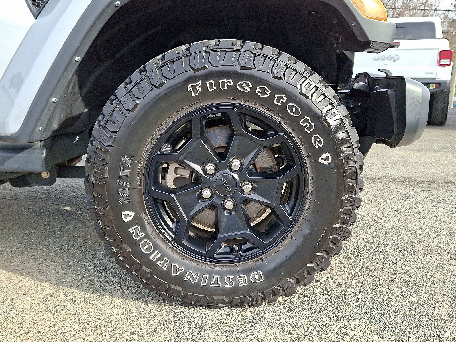 Used 2022 Jeep Gladiator Willys image 9