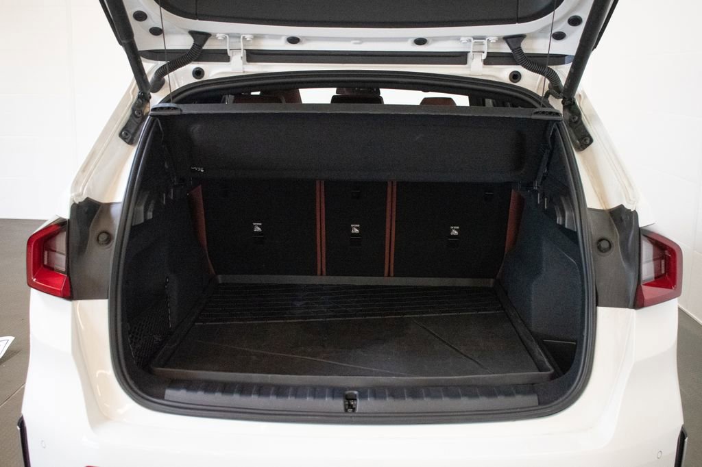 Certified 2026 BMW X1 xDrive28i w/ Convenience Package image 25