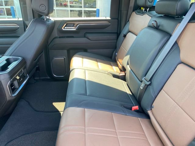 Used 2024 Chevrolet Silverado 2500 High Country AWD/4WD image 39