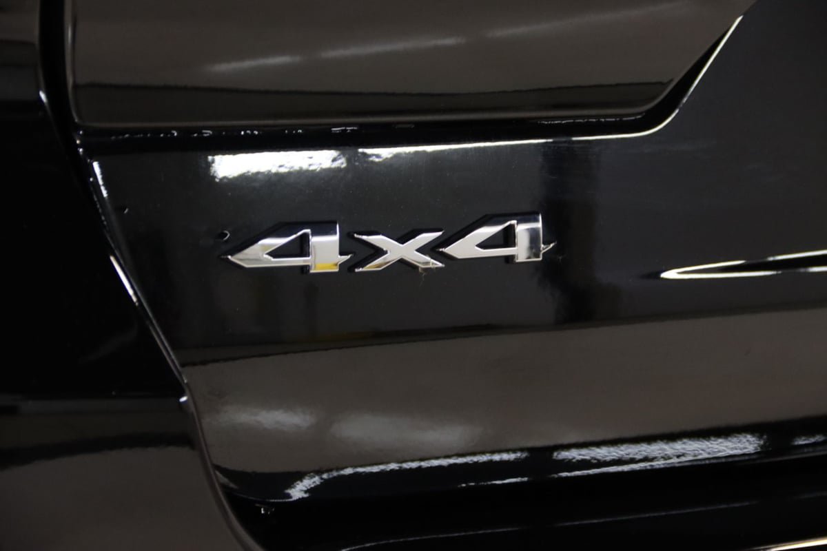 Used 2023 Jeep Grand Cherokee Overland AWD/4WD image 15