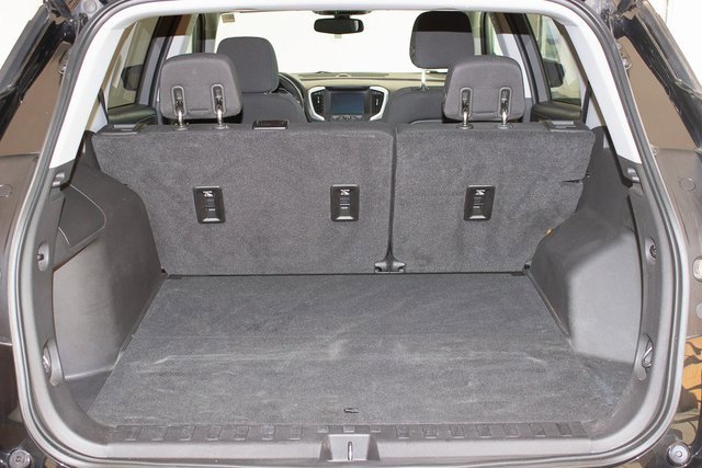 Used 2018 GMC Terrain SLE w/ Driver Convenience Package image 14