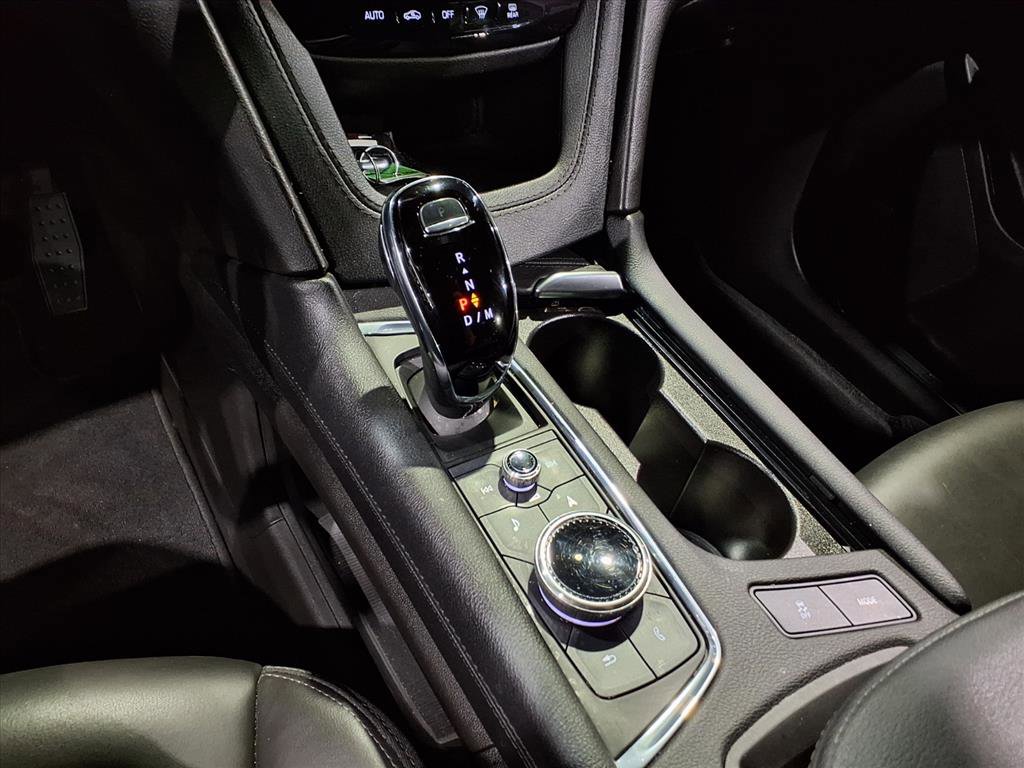 Used 2023 Cadillac XT5 Premium Luxury image 11