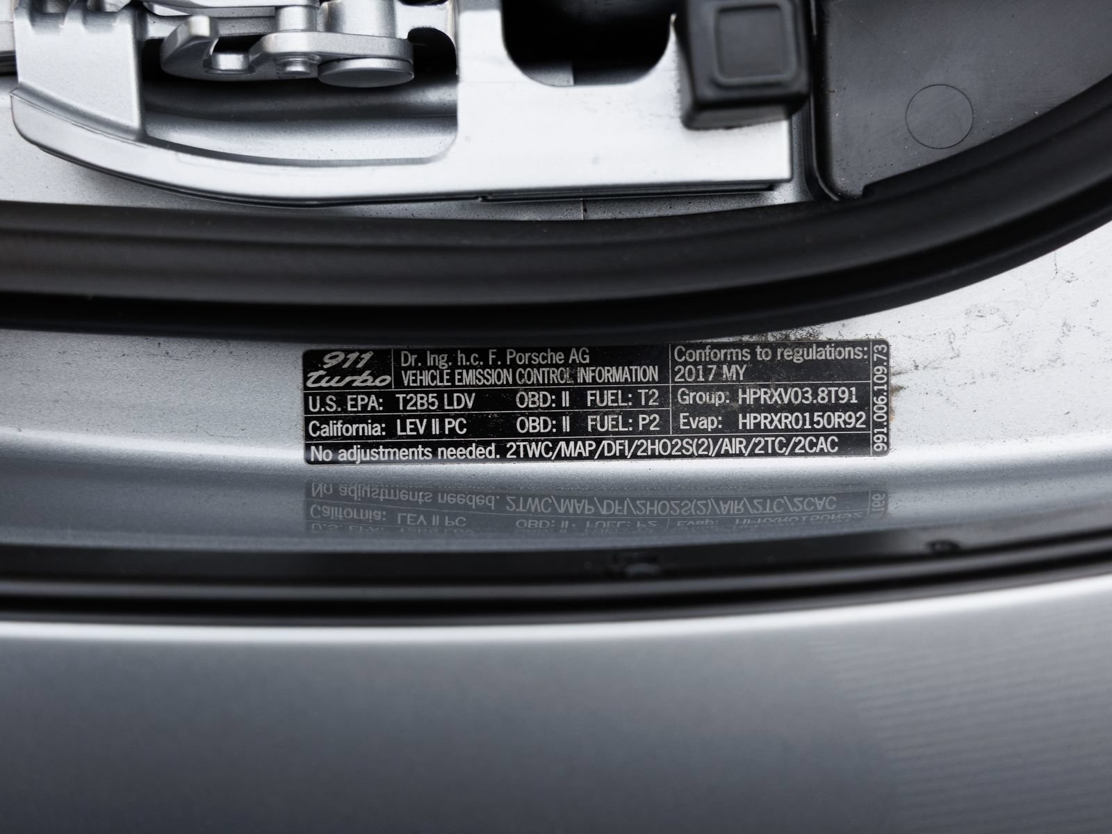 Certified 2017 Porsche 911 Turbo AWD/4WD image 41