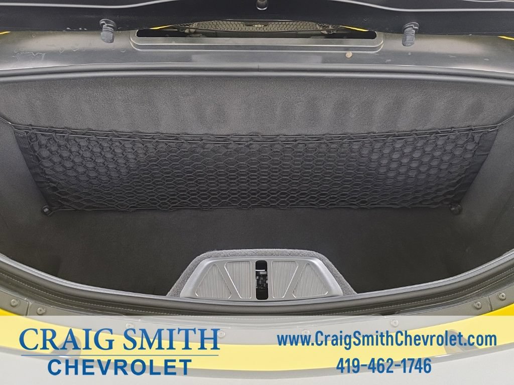 Used 2025 Chevrolet Corvette Stingray Premium Conv w/ Z51 Performance Package RWD image 11