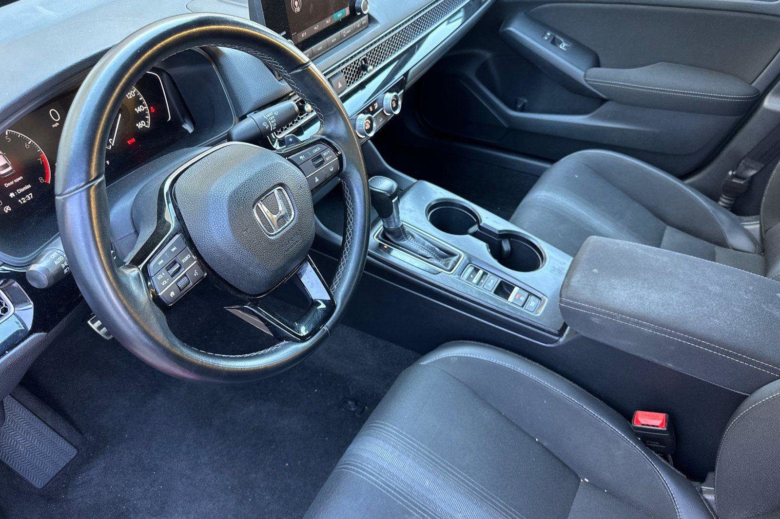 Used 2023 Honda Civic Sport image 10