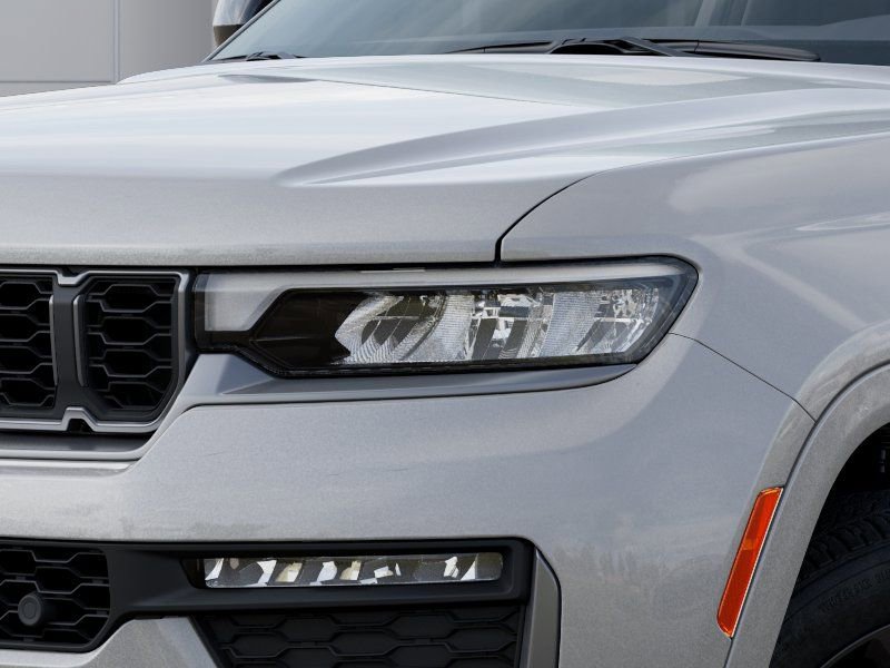 New 2026 Jeep Grand Cherokee L Limited AWD/4WD image 10