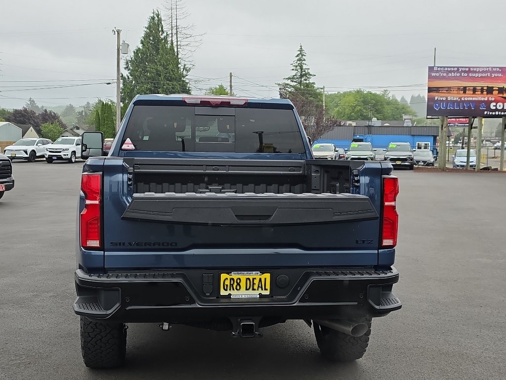 New 2026 Chevrolet Silverado 3500 LTZ w/ LTZ Plus Package AWD/4WD image 9