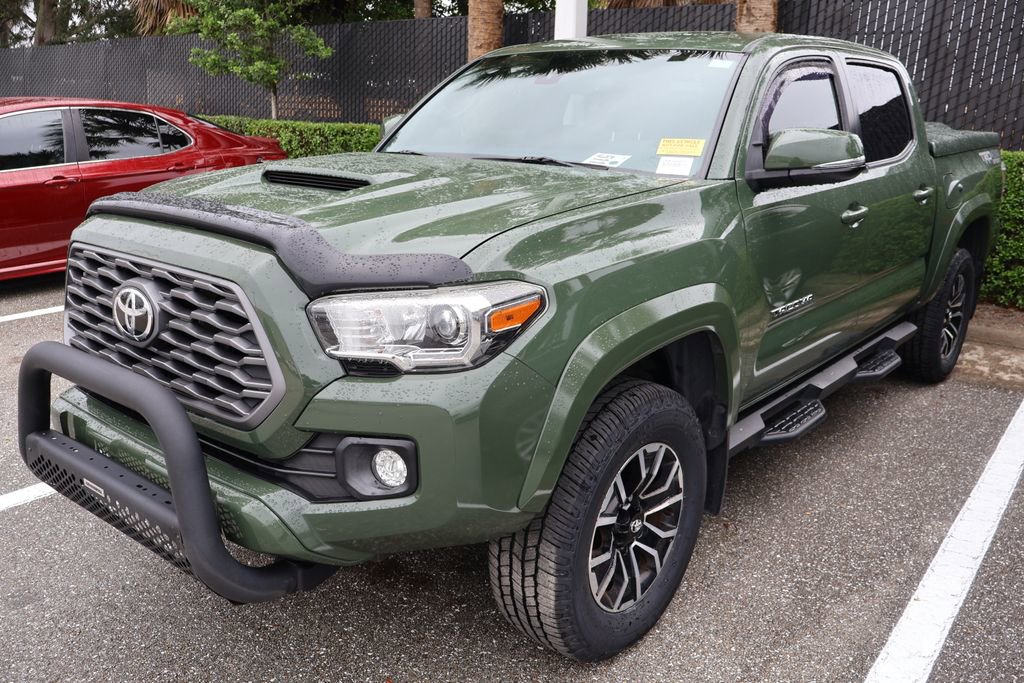 Used 2021 Toyota Tacoma TRD Sport image 2
