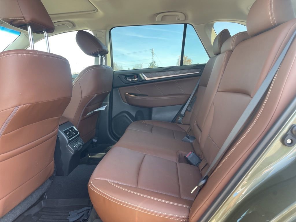 Used 2019 Subaru Outback 2.5i Touring image 10