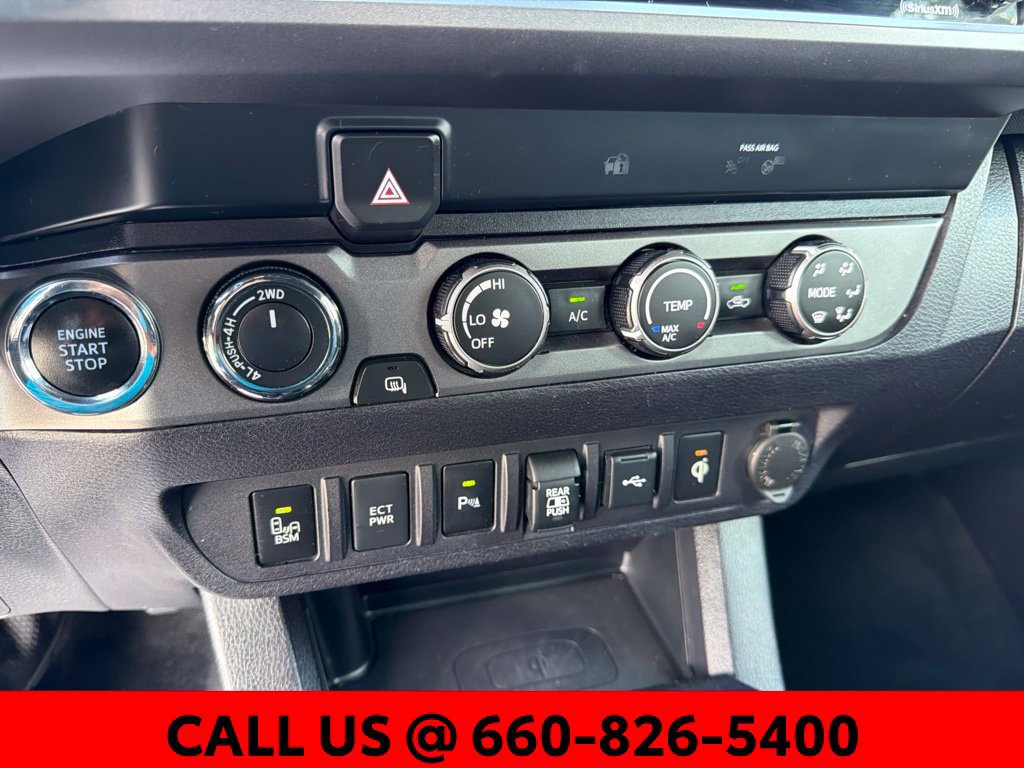 Used 2020 Toyota Tacoma TRD Sport w/ Technology Package AWD/4WD image 28