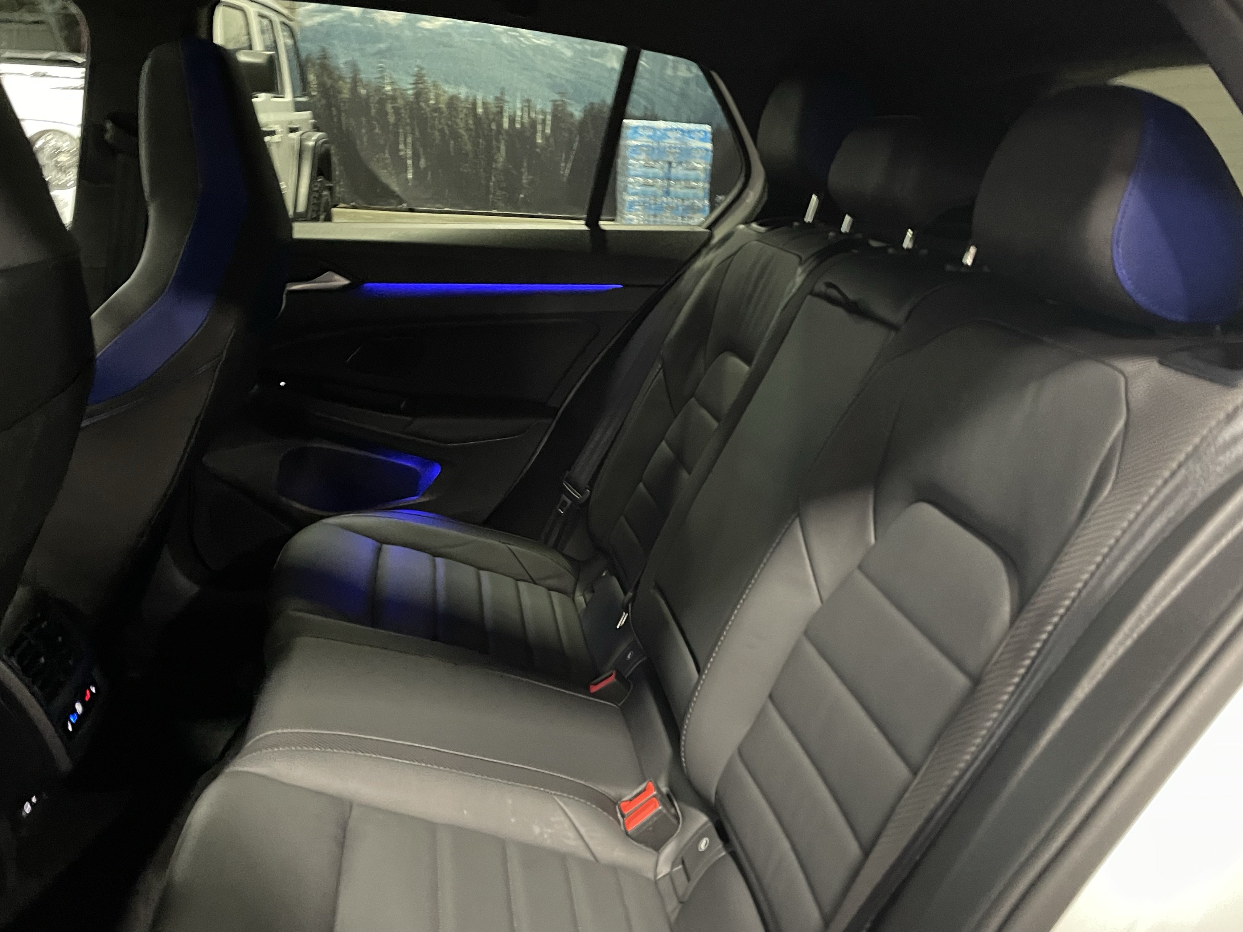Used 2024 Volkswagen Golf R AWD/4WD image 16