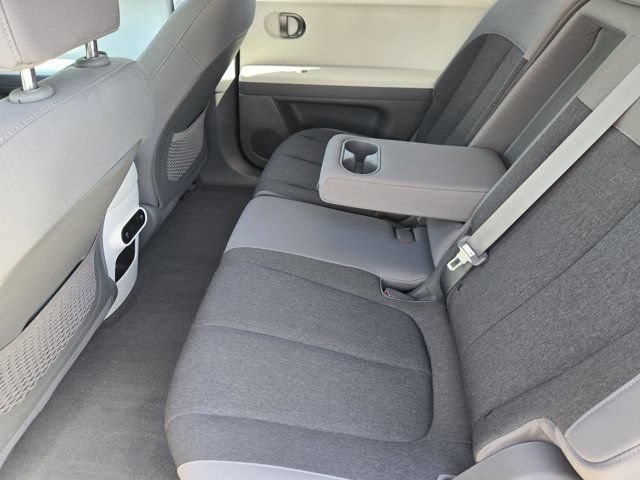 Certified 2025 Hyundai Ioniq 5 SE RWD image 30