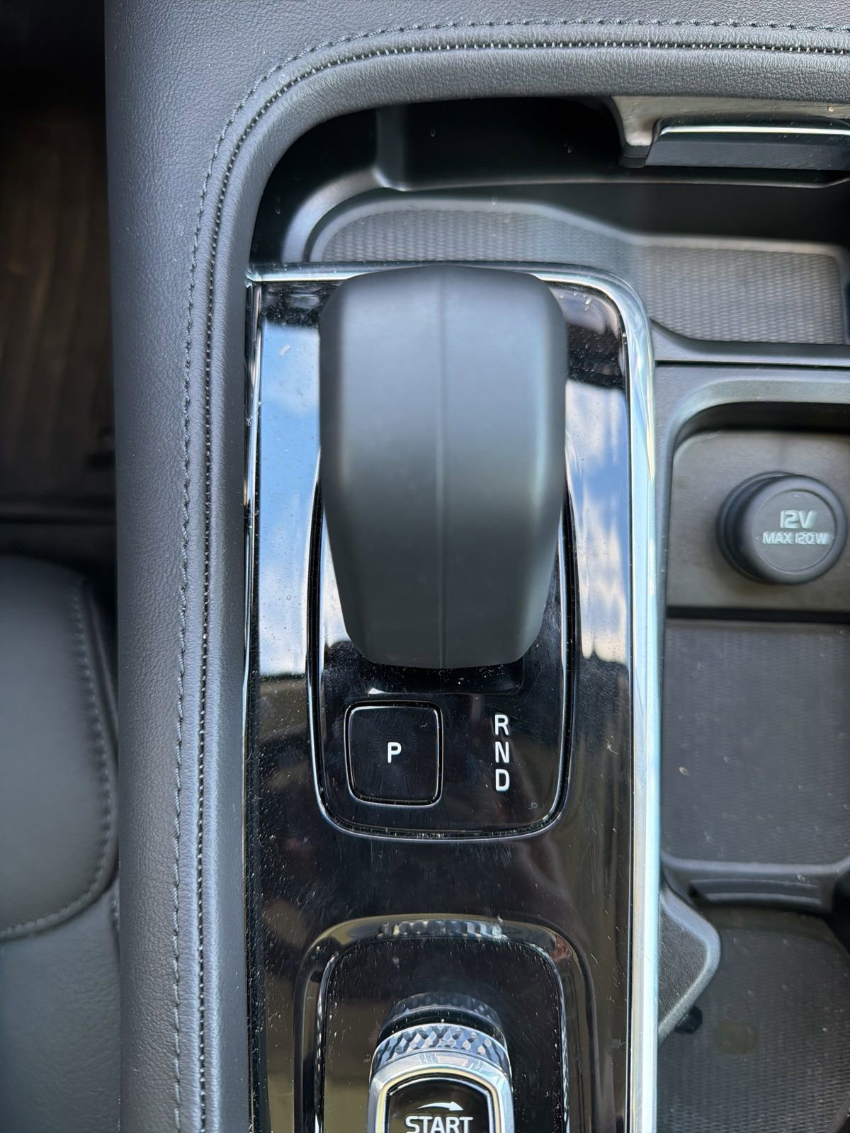 Certified 2025 Volvo S90 B6 Plus w/ Protection Package Premier image 41