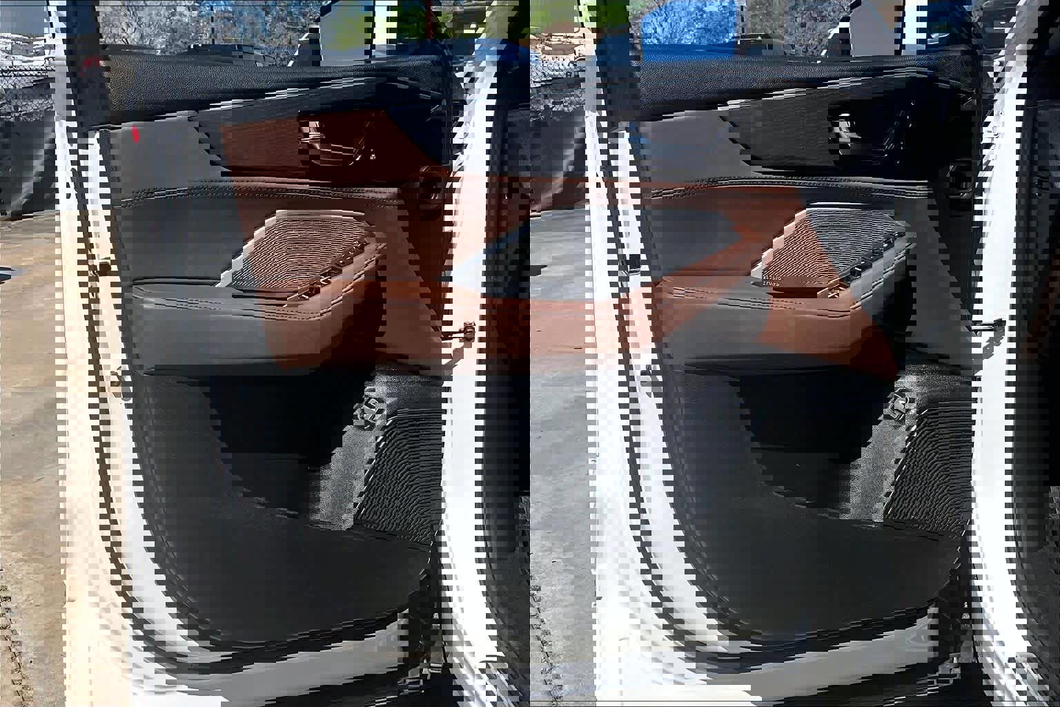 Used 2023 Acura MDX SH-AWD w/ Advance Package image 22