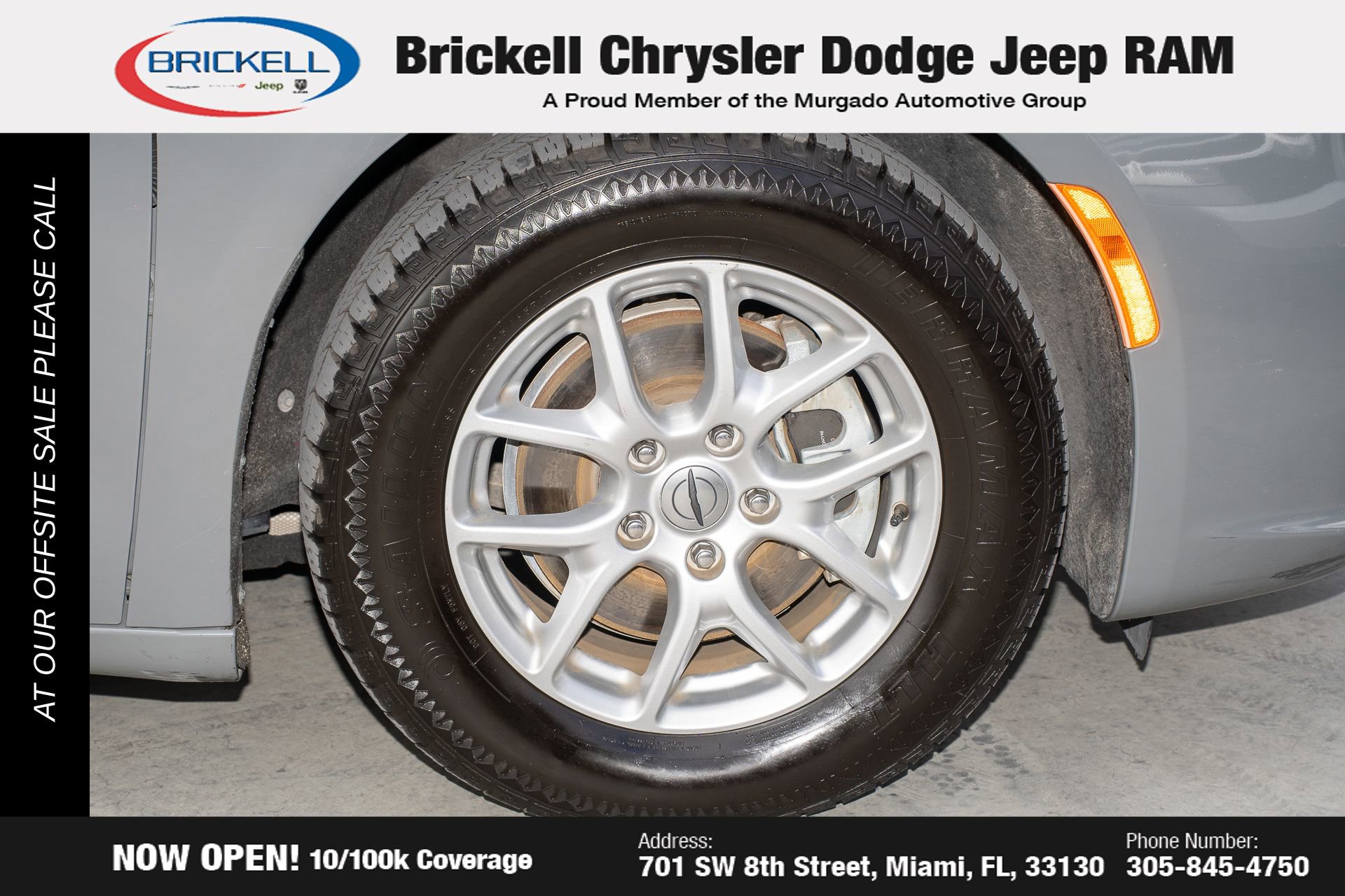 Used 2022 Chrysler Pacifica Touring-L image 40