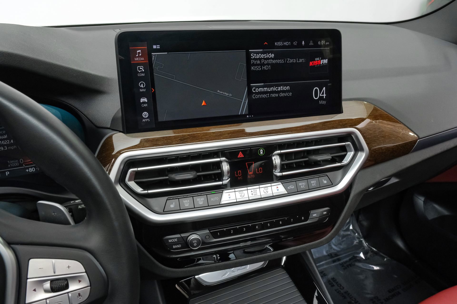 Used 2024 BMW X3 sDrive30i w/ Premium Package RWD image 35