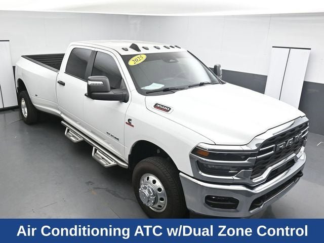Used 2025 RAM 3500 Big Horn AWD/4WD image 19