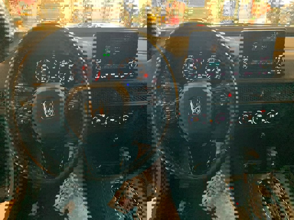 Used 2023 Honda HR-V Sport image 17