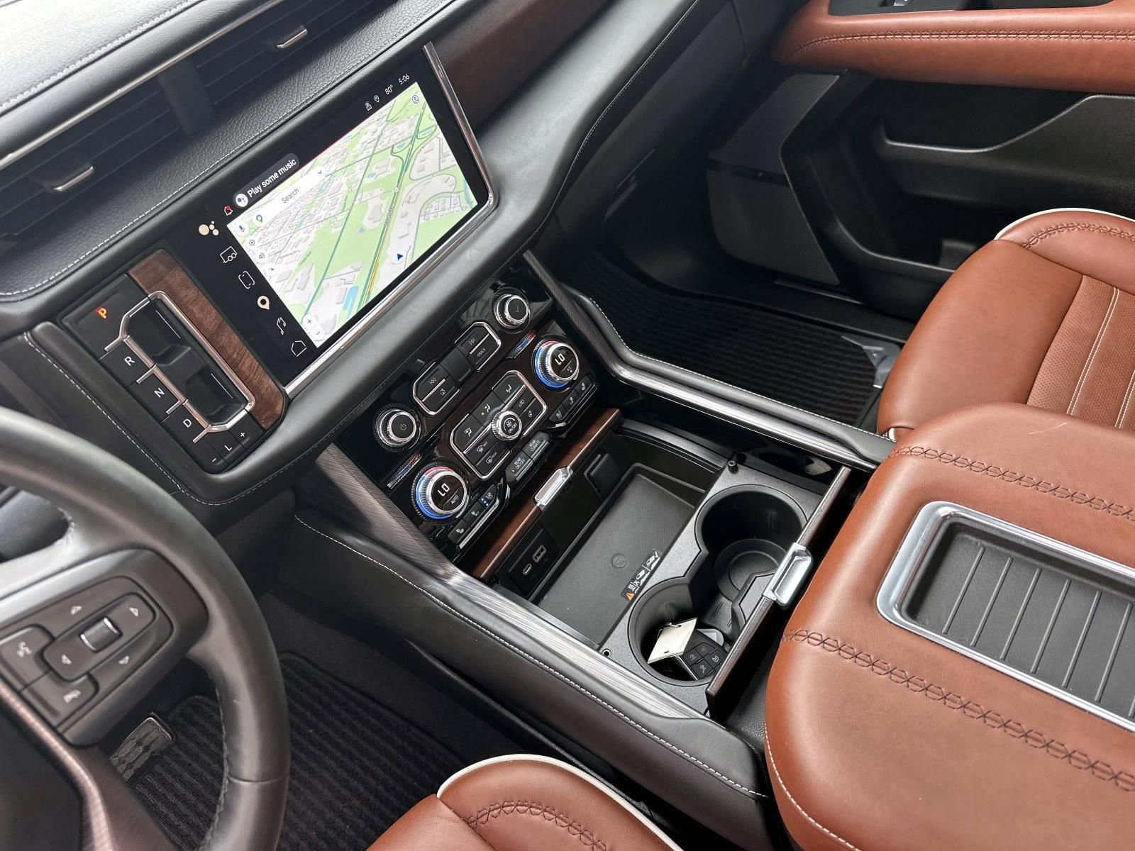Used 2023 GMC Yukon XL Denali Ultimate image 25