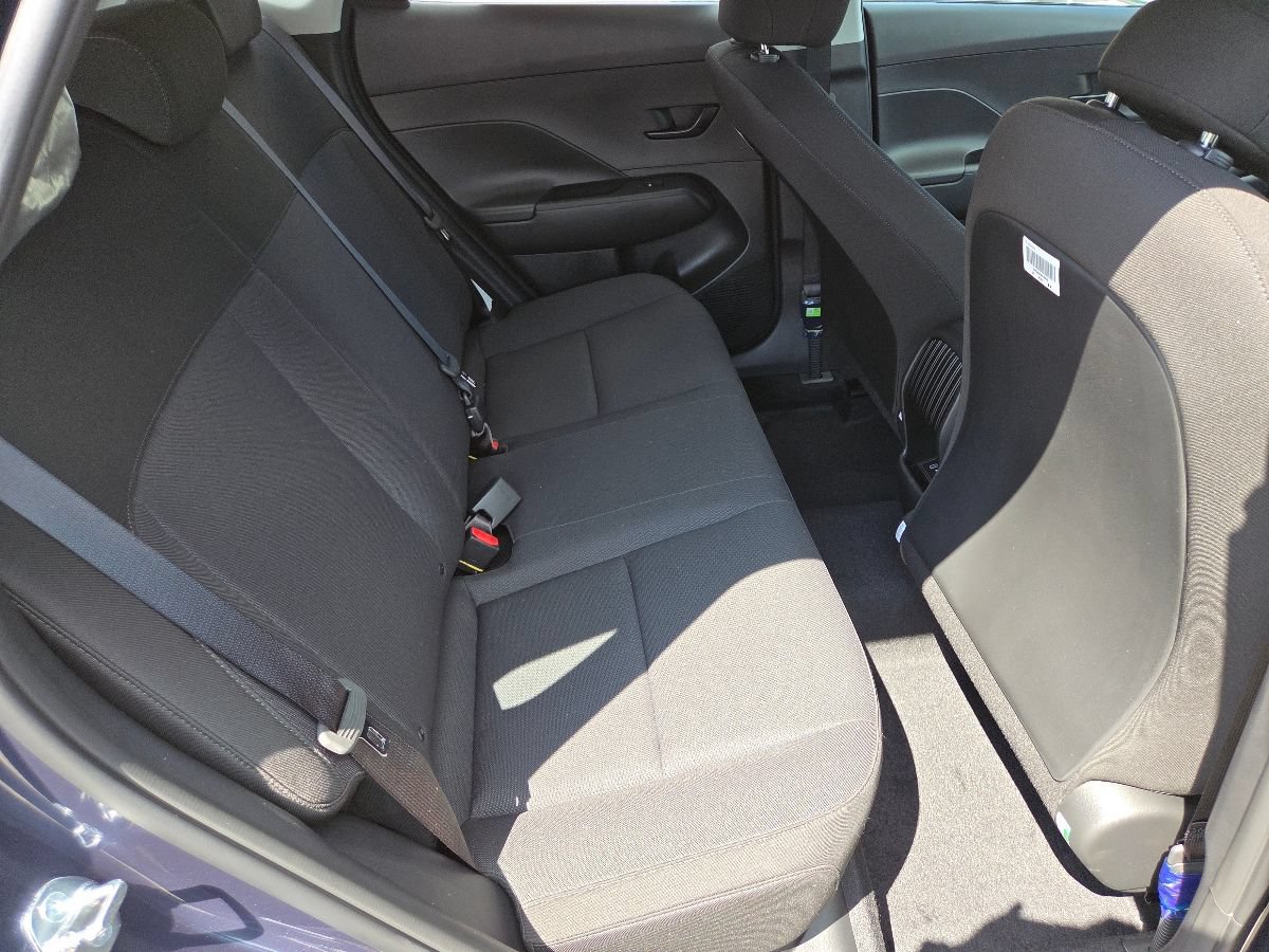 New 2027 Hyundai Kona SE AWD/4WD image 22