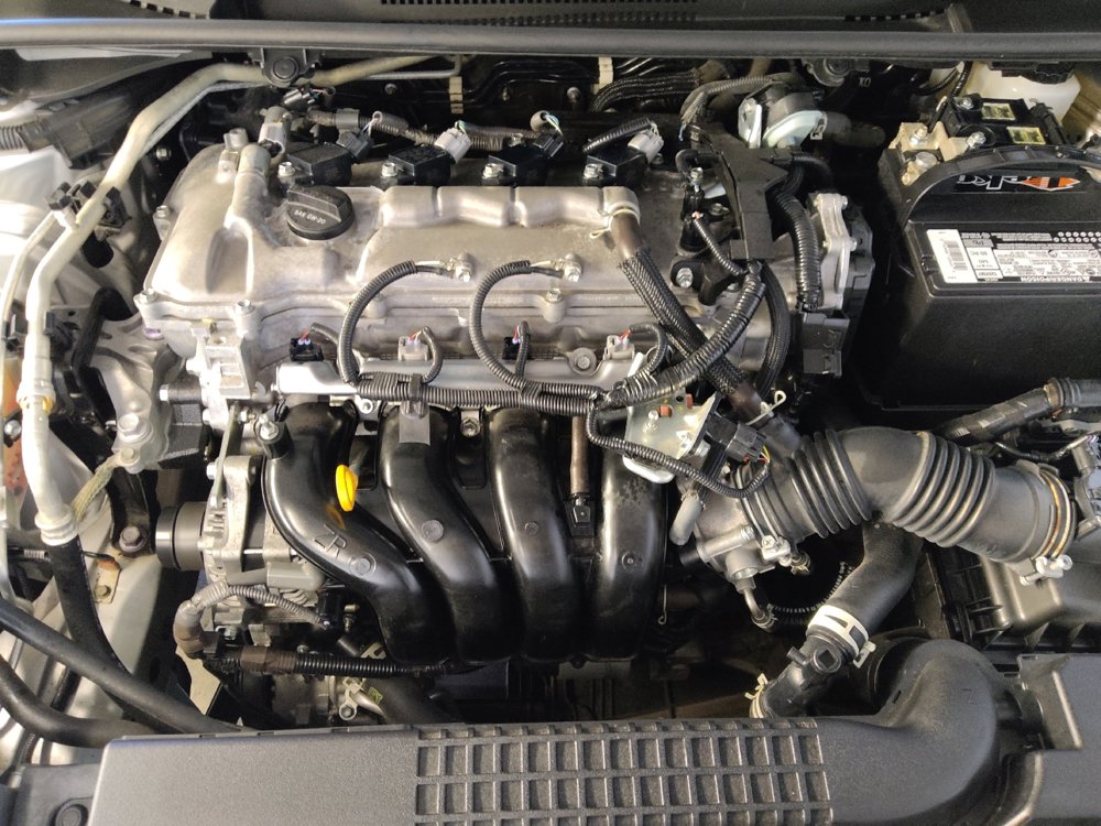 Used 2021 Toyota Corolla LE image 30