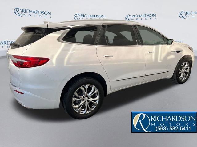 Used 2021 Buick Enclave Avenir w/ Avenir Technology Package image 5