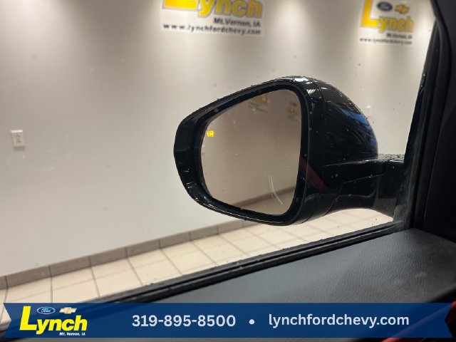 Used 2025 Chevrolet TrailBlazer RS w/ Convenience Package AWD/4WD image 13