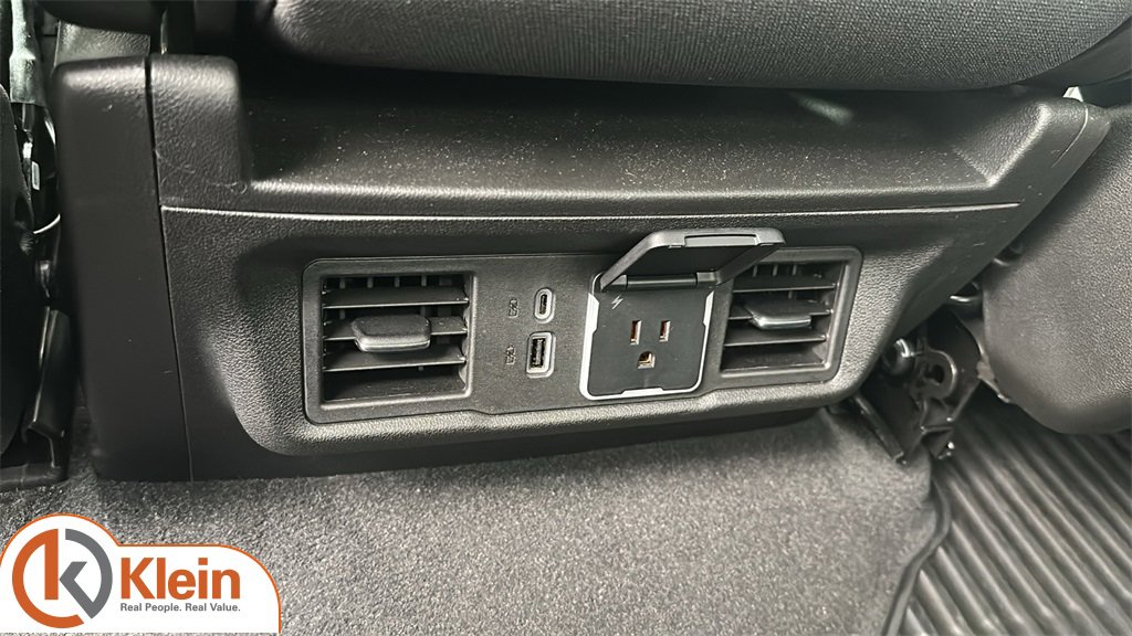 Used 2023 GMC Sierra 1500 Elevation image 27