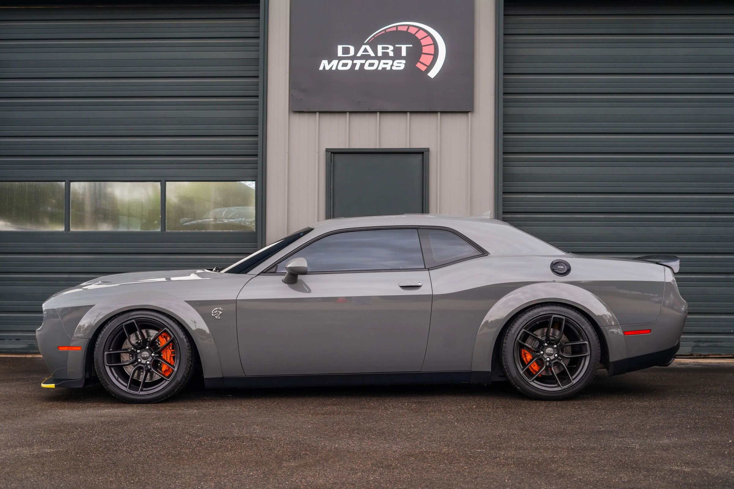 Used 2018 Dodge Challenger SRT Hellcat RWD image 4
