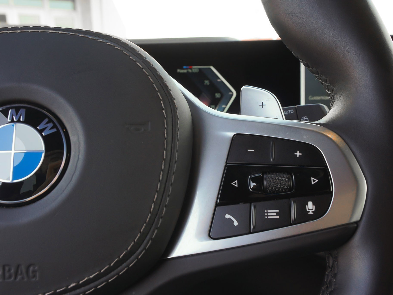 Used 2025 BMW X7 xDrive40i image 22