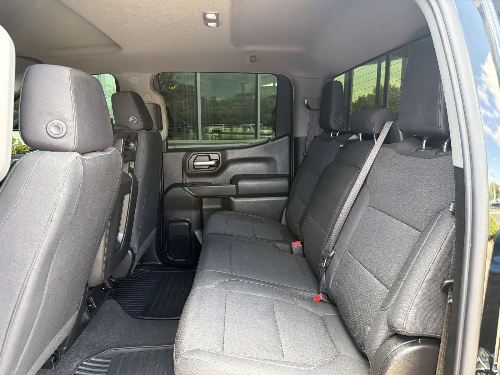 Used 2020 Chevrolet Silverado 1500 Custom w/ Custom Value Package RWD image 29