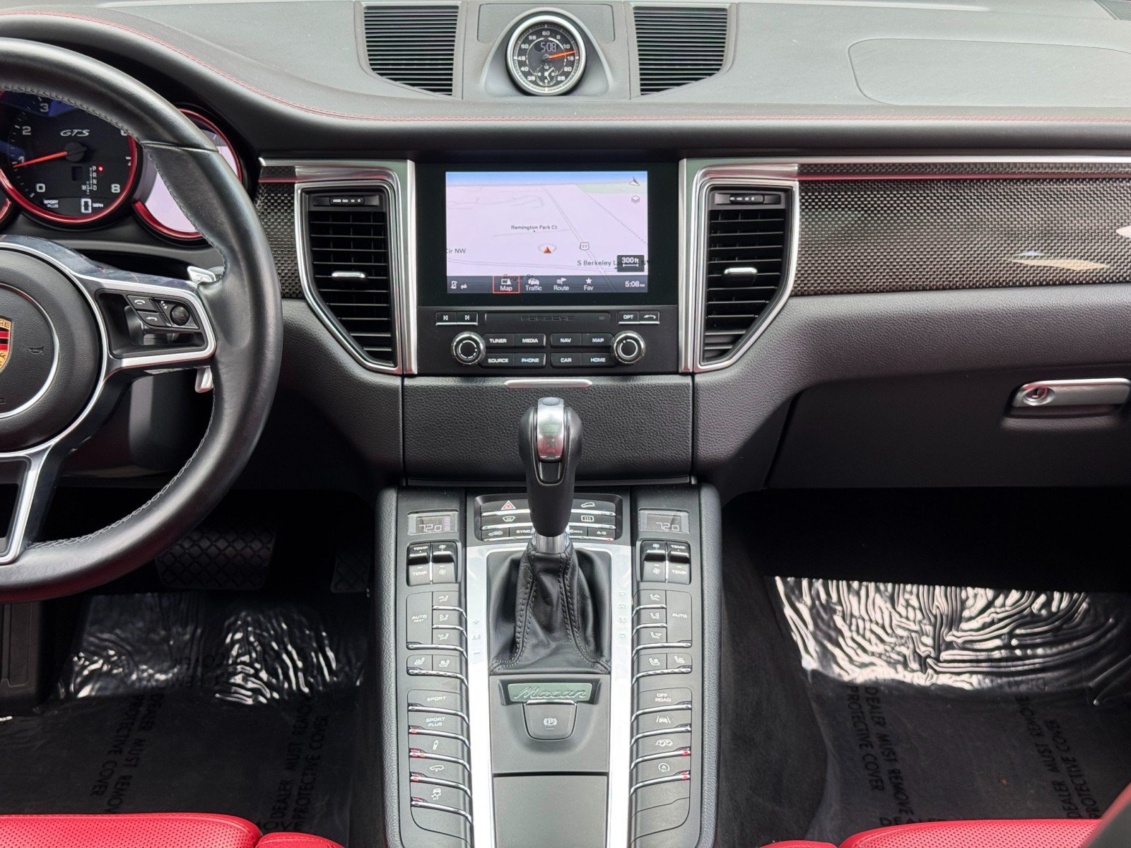 Used 2018 Porsche Macan GTS w/ Premium Package Plus AWD/4WD image 23