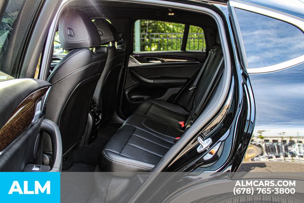 Used 2025 BMW X4 xDrive30i AWD/4WD image 17