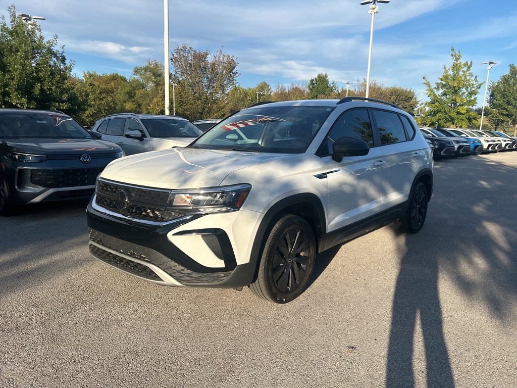 Used 2024 Volkswagen Taos S image 3