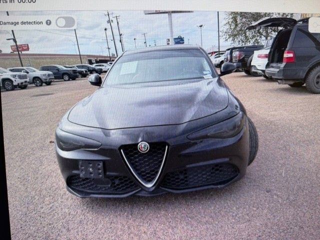 Used 2018 Alfa Romeo Giulia RWD image 1