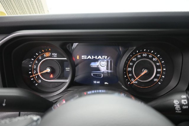 New 2026 Jeep Wrangler Unlimited Sahara w/ Whitecap Package AWD/4WD image 23