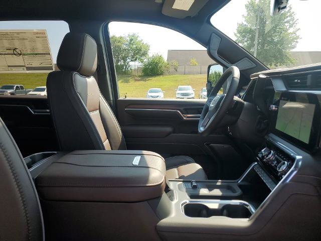 New 2026 GMC Sierra 3500 Denali w/ Denali Reserve Package image 35