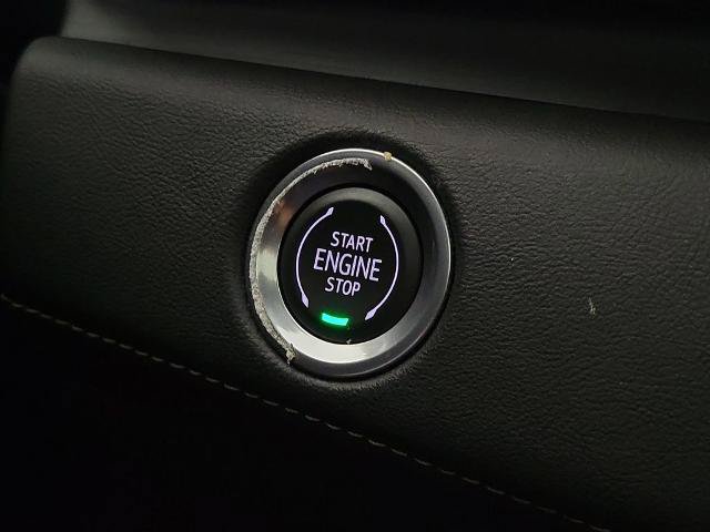 Used 2023 Cadillac Escalade ESV Premium Luxury AWD/4WD image 32