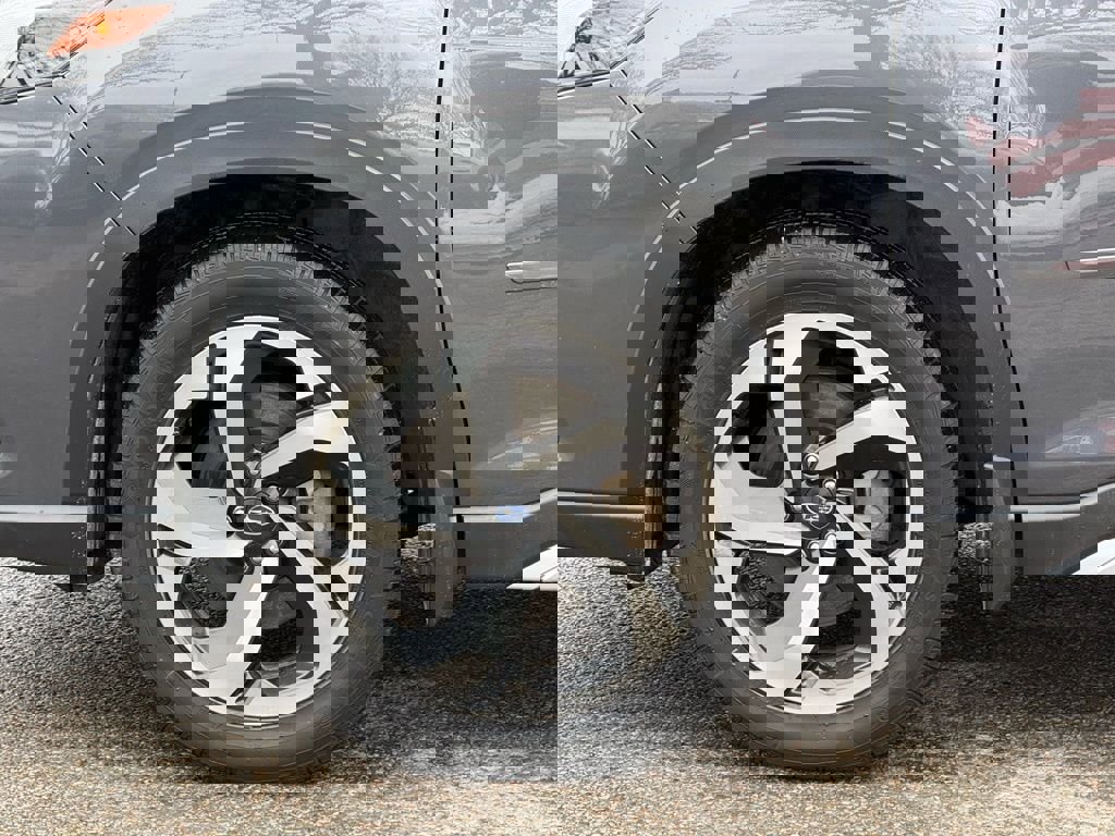 Used 2022 Subaru Forester Touring image 10