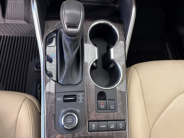 Used 2020 Toyota Highlander Limited AWD/4WD image 20