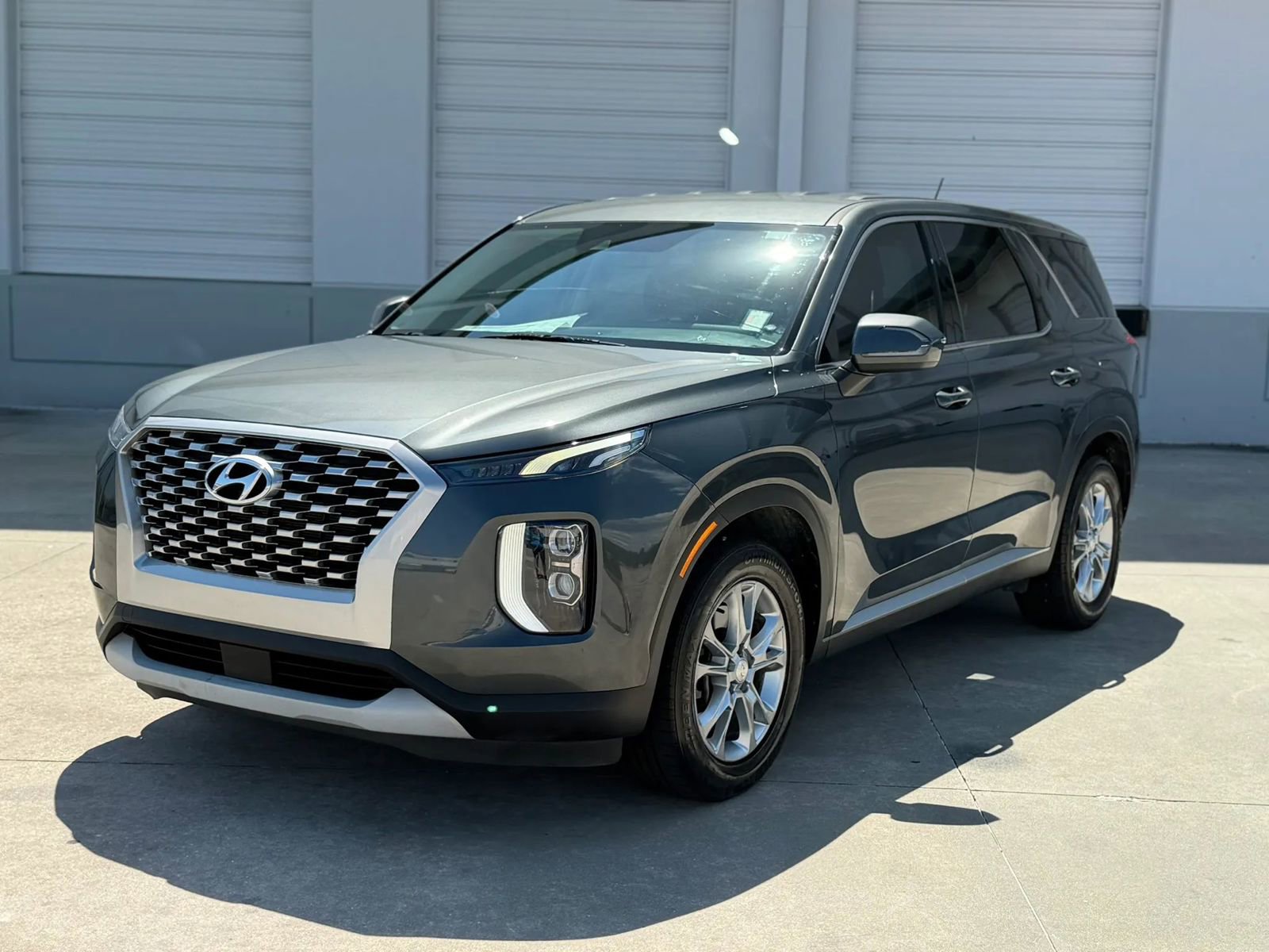 Used 2022 Hyundai Palisade SE FWD image 1