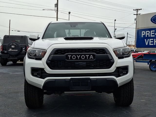 Used 2019 Toyota Tacoma TRD Pro image 2