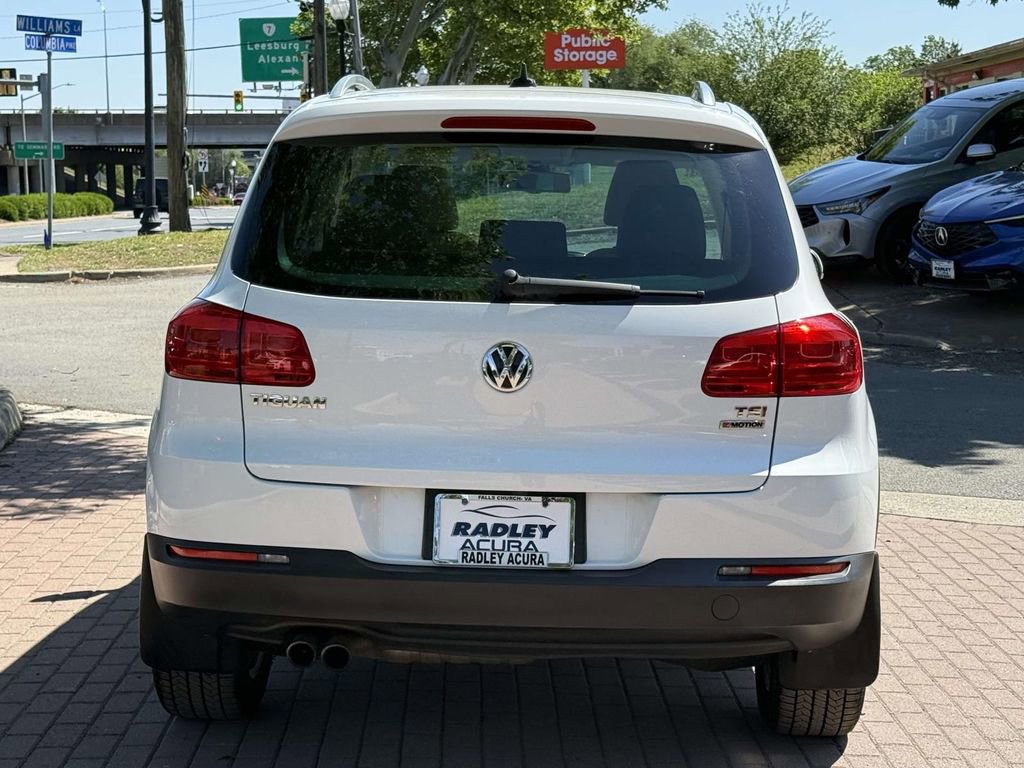 Used 2017 Volkswagen Tiguan Wolfsburg Edition AWD/4WD image 5
