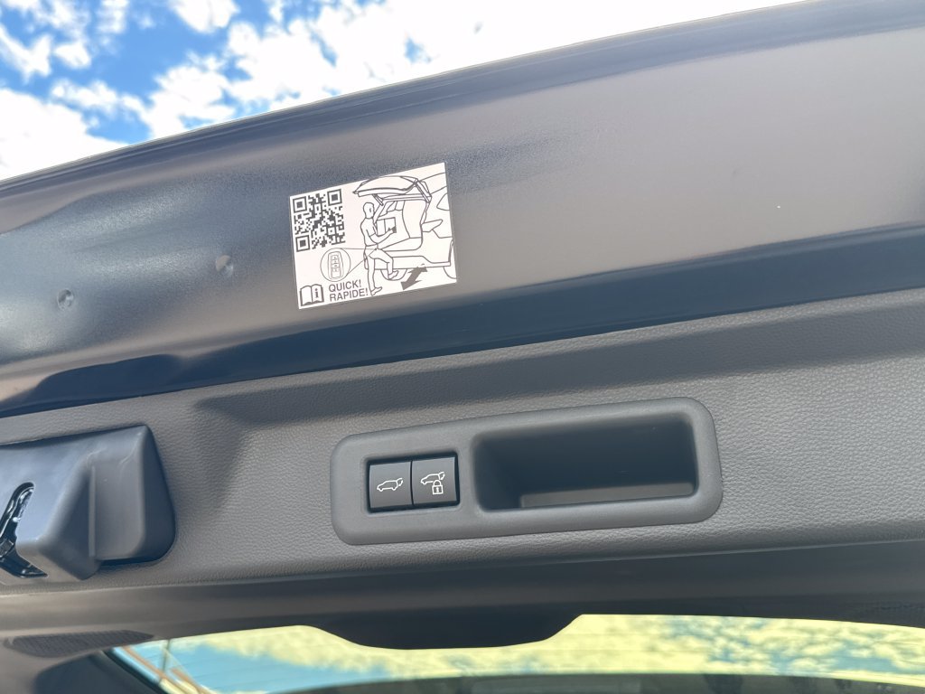 New 2026 Toyota Sequoia Platinum AWD/4WD image 8