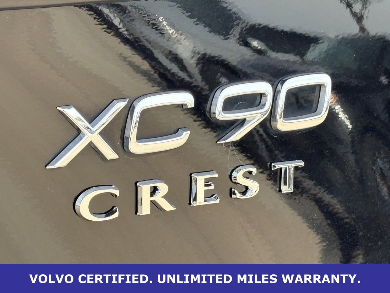 Certified 2025 Volvo XC90 B6 Plus image 10