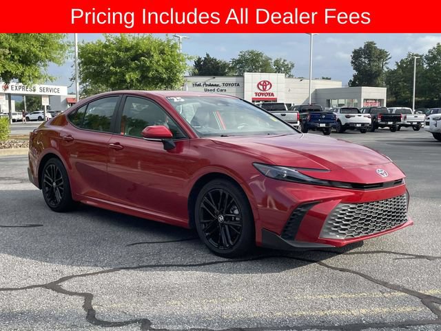 Used 2025 Toyota Camry SE FWD image 7