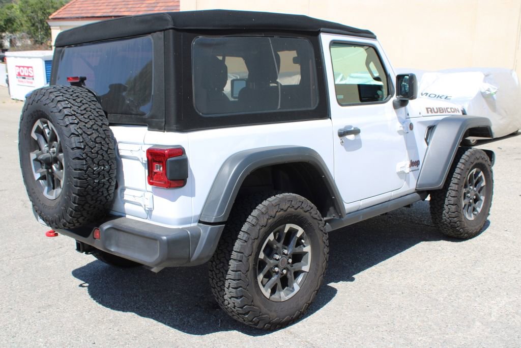Used 2024 Jeep Wrangler Rubicon w/ Convenience Group AWD/4WD image 4