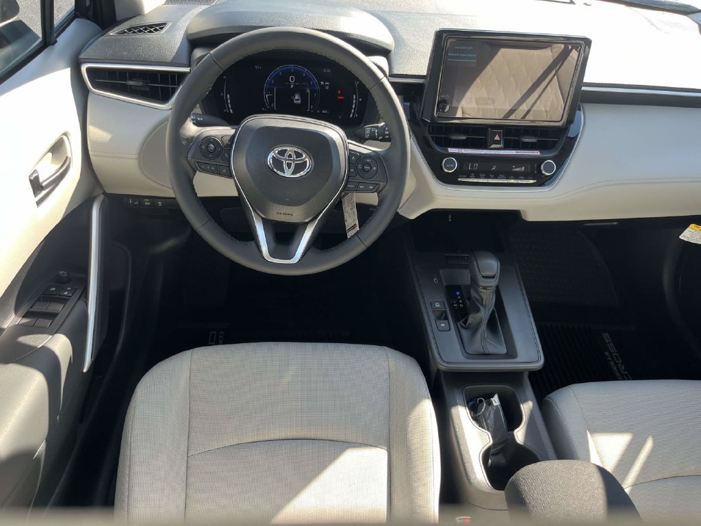 New 2026 Toyota Corolla Cross LE FWD image 10